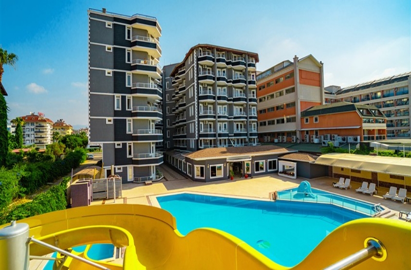 Clover Magic Garden Beach Hotel